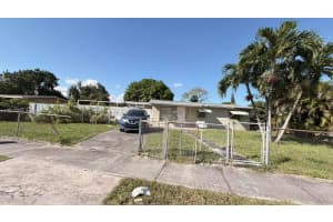 3201 Nw 83rd St Miami, FL 33147 - MLS#A11891758