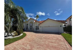 3030 Ne 42nd St Fort Lauderdale, FL 33308 - MLS#A11891777
