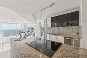 6301 Collins Ave 2203 Miami Beach, FL 33141 - MLS#A11891800