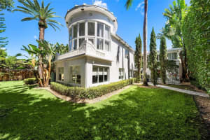 2701 N Bay Rd, Miami Beach
