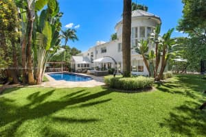 2701 N Bay Rd Miami Beach, FL 33140 - MLS#A11891803