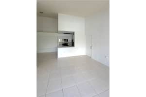 620 Sw 111th Ave 304 Pembroke Pines, FL 33025 - MLS#A11891804