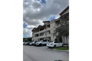 7915 Nw 104th Ave 33 Doral, FL 33178 - MLS#A11891818