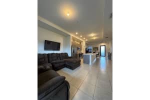 7915 Nw 104th Ave 33 Doral, FL 33178 - MLS#A11891818