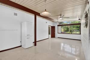 630 Ne 14th Ave F Fort Lauderdale, FL 33304 - MLS#A11891819