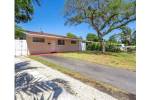 6441 Allen St Hollywood, FL 33024 - MLS#A11891827