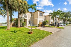 14391 Nw 83rd Ave, Miami Lakes