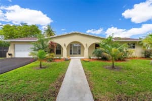 14263 Sw 76th St, Miami