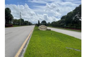 800 Sw 142nd Ave 104n, Pembroke Pines