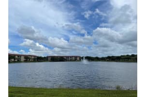 800 Sw 142nd Ave 104n Pembroke Pines, FL 33027 - MLS#A11891893