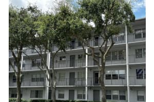 400 Sw 134th Way 406f, Pembroke Pines