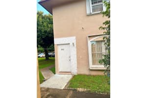 7912 Kimberly Blvd 301, North Lauderdale