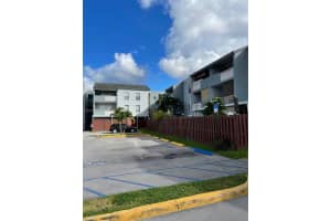1725 W 60th St F304 Hialeah, FL 33012 - MLS#A11892012
