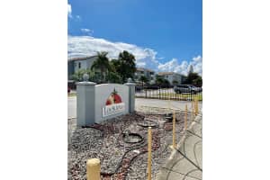 1725 W 60th St F304 Hialeah, FL 33012 - MLS#A11892012