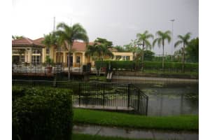 9640 Nw 2nd St 5-103 Pembroke Pines, FL 33024 - MLS#A11892024