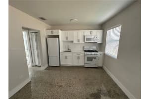 211 SW 18th Ave #2, Miami, FL 33135, - MLS#A11892038