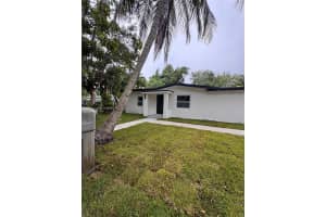 13720 Nw 4th Ct North Miami, FL 33168 - MLS#A11892104