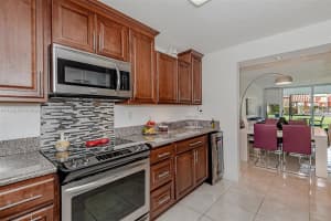 9410 N Hollybrook Lake Dr 11-109 Pembroke Pines, FL 33025 - MLS#A11892164