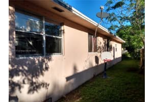 639 33rd St West Palm Beach, FL 33407 - MLS#A11892171