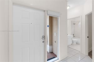 9934 Nw 30th St Doral, FL 33172 - MLS#A11892187