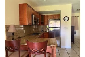 811 Ne 10th St 4 Hallandale Beach, FL 33009 - MLS#A11892189