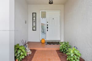 13305 NW 13th St, Sunrise, FL 33323, Sold 11/17/25