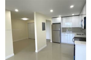 16950 W Dixie Hwy B625 North Miami Beach, FL 33160 - MLS#A11892207