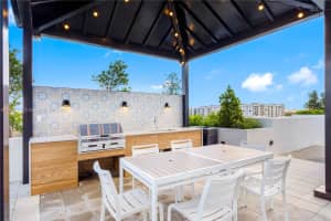 208 N Federal Hwy 217 Pompano Beach, FL 33062 - MLS#A11892251