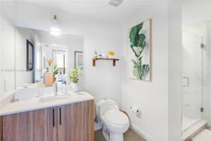 208 N Federal Hwy 217 Pompano Beach, FL 33062 - MLS#A11892251