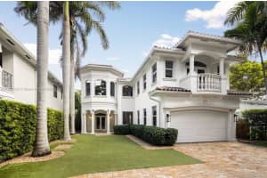 4065 Battersea Rd Coconut Grove, FL 33133 - MLS#A11892253