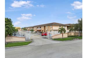 2985 W 80th St 109, Hialeah