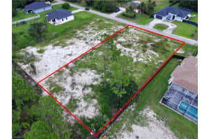 607 Columbus Ave Lehigh Acres, FL 33972 - MLS#A11892276