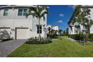 830 Se Grovebush Ln 830 Port Saint Lucie, FL 34984 - MLS#A11892294