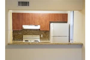 MLS# A11892301, Doral, Florida 33166