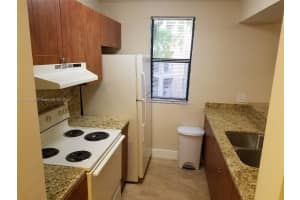 MLS# A11892301, Doral, Florida 33166