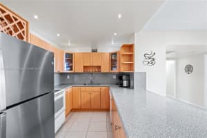 500 Three Islands Blvd 309 Hallandale Beach, FL 33009 - MLS#A11892337