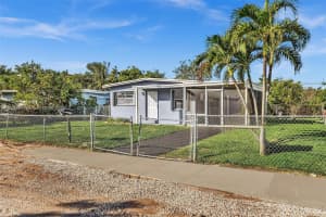 137 Nw 29th Ave Fort Lauderdale, FL 33311 - MLS#A11892367