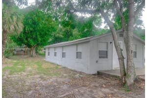 309 N 17th St, Fort Pierce
