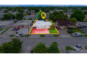 317 W 36th St Hialeah, FL 33012 - MLS#A11892381