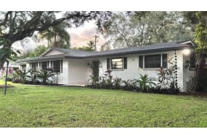 8320 Sw 162nd St, Palmetto Bay