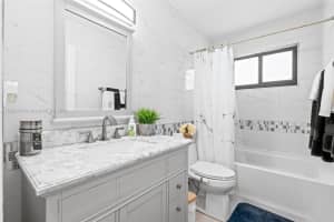 2 Flint Way Boynton Beach, FL 33426 - MLS#A11892430