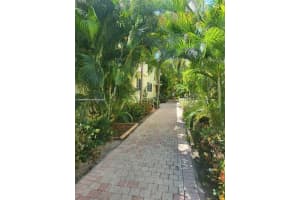 340 84th St 2 Miami Beach, FL 33141 - MLS#A11892463