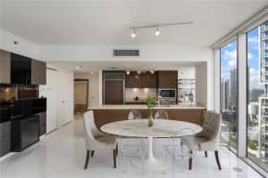 475 Brickell Ave 4015 Miami, FL 33131 - MLS#A11892471