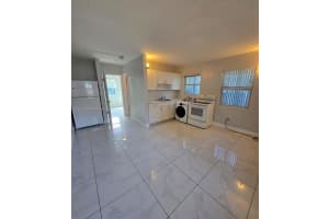 426 Nw 14th Ave 1 Fort Lauderdale, FL 33311 - MLS#A11892494