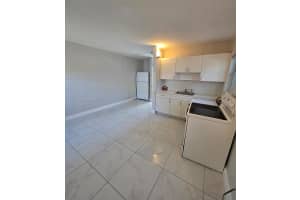 426 Nw 14th Ave 1 Fort Lauderdale, FL 33311 - MLS#A11892494