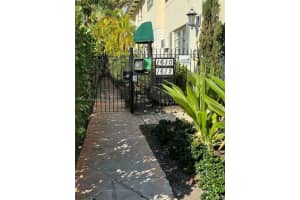 1610 Michigan Ave 6, Miami Beach