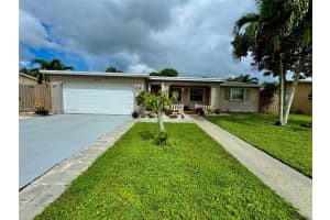 6875 Nw 1st Ct, Margate