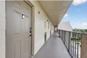 3150 W Rolling Hills Cir 703 Davie, FL 33328 - MLS#A11892562
