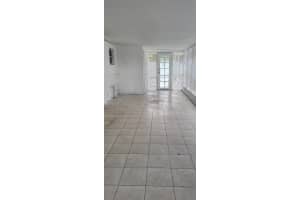 712 Hialeah Dr Hialeah, FL 33010 - MLS#A11892573