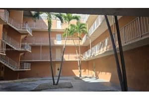 17600 Nw 68th Ave B2002 Hialeah, FL 33015 - MLS#A11892583